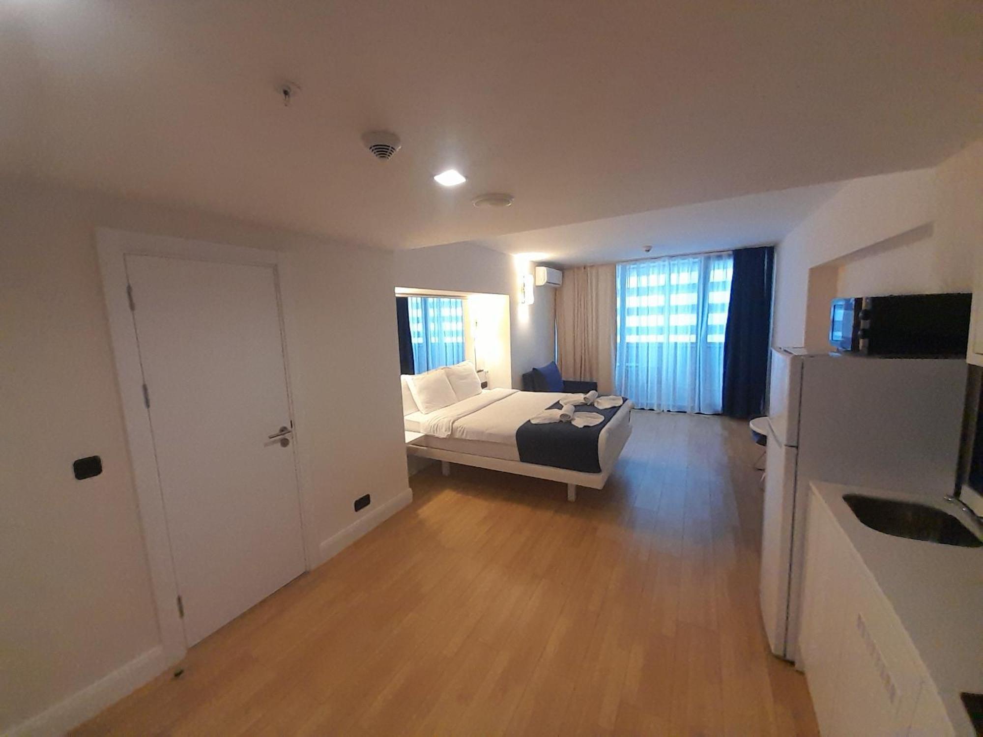 Smart Aparthotel Orbi City バトゥーミ エクステリア 写真