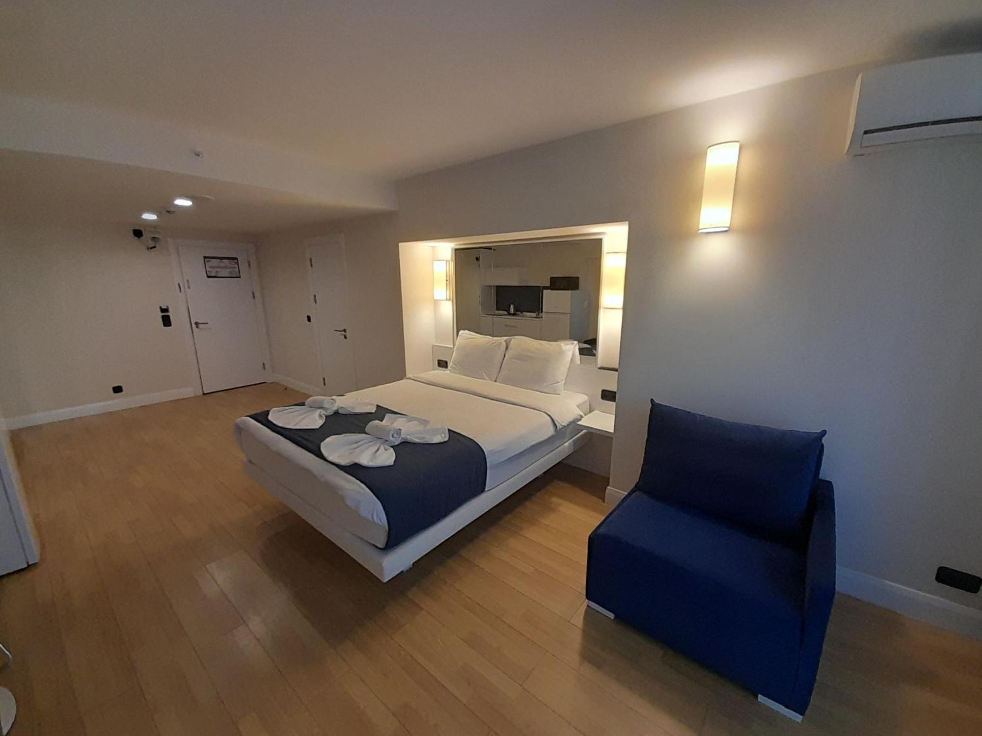 Smart Aparthotel Orbi City バトゥーミ エクステリア 写真